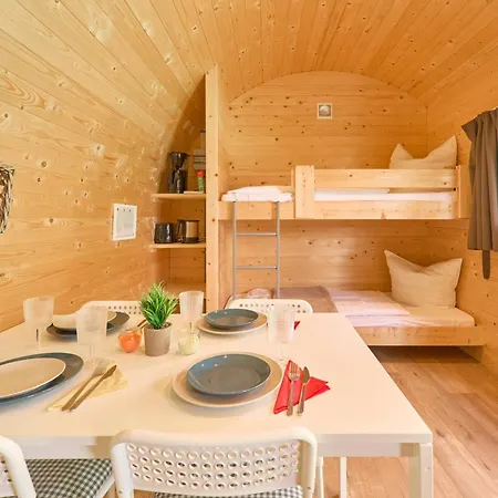 Seeparx Boarder's Heaven بيت للعطل *